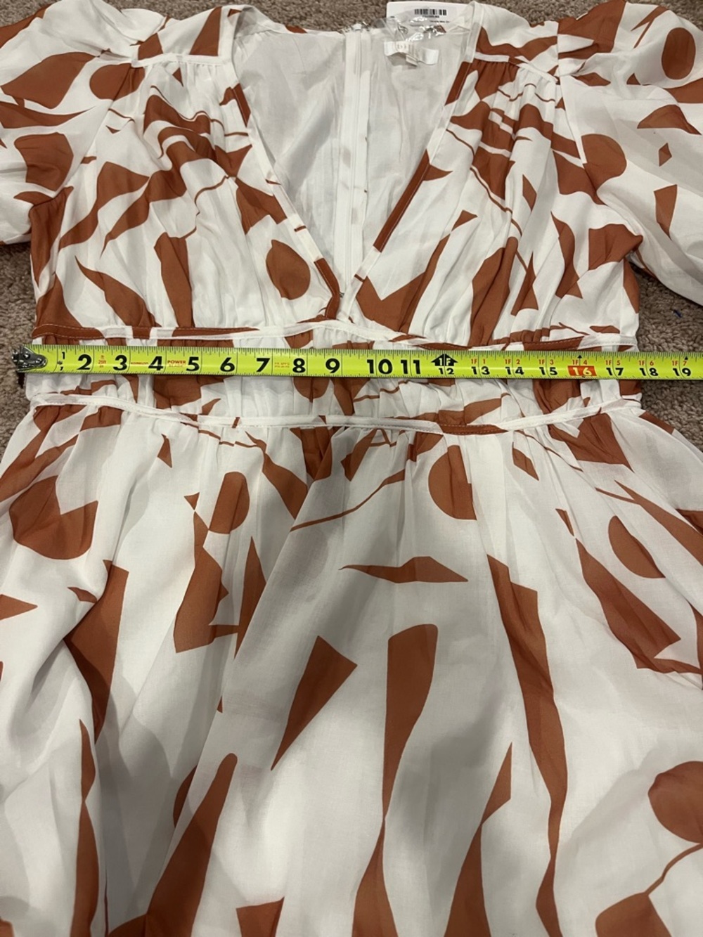 BILLY J Venice mini dress in White/Tan NWT - Picture 6 of 11